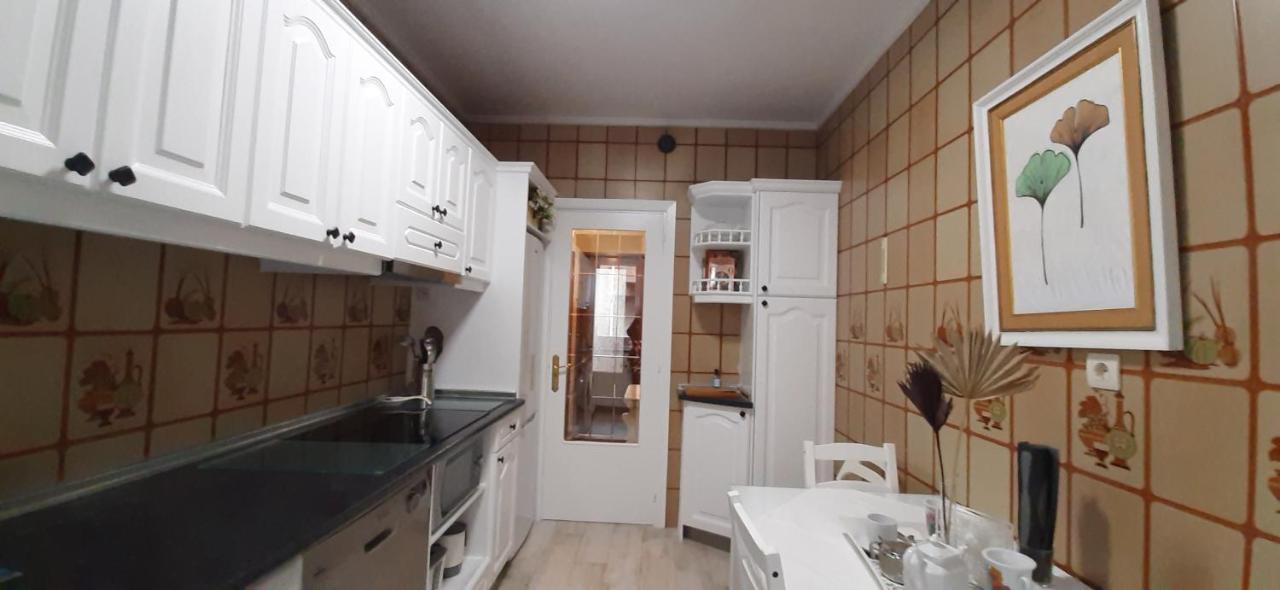 Apartamento Costa Vasca Las Arenas Getxo Eksteriør billede
