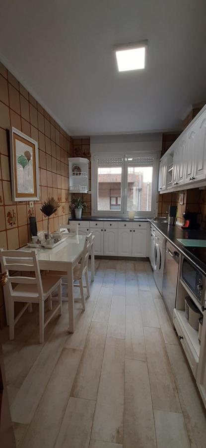 Apartamento Costa Vasca Las Arenas Getxo Eksteriør billede