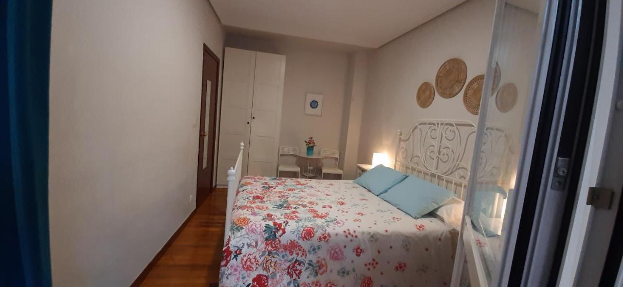 Apartamento Costa Vasca Las Arenas Getxo Eksteriør billede