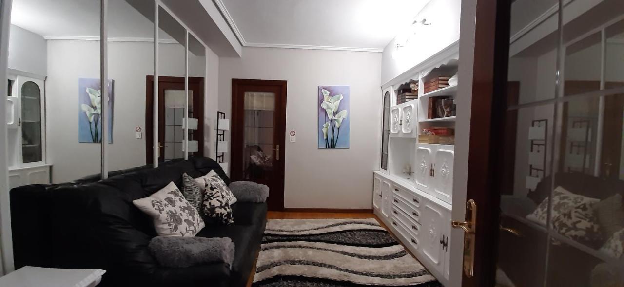 Apartamento Costa Vasca Las Arenas Getxo Eksteriør billede