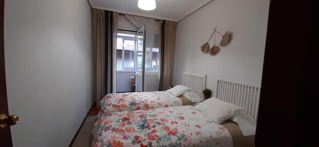 Apartamento Costa Vasca Las Arenas Getxo Eksteriør billede